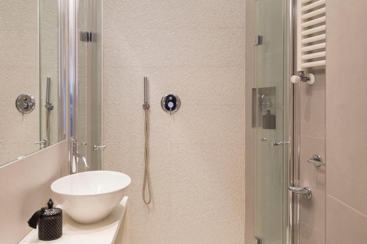 Hotel Commodore Riccione Dış mekan fotoğraf
