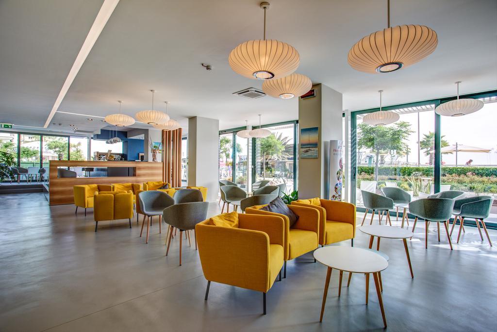 Hotel Commodore Riccione Dış mekan fotoğraf
