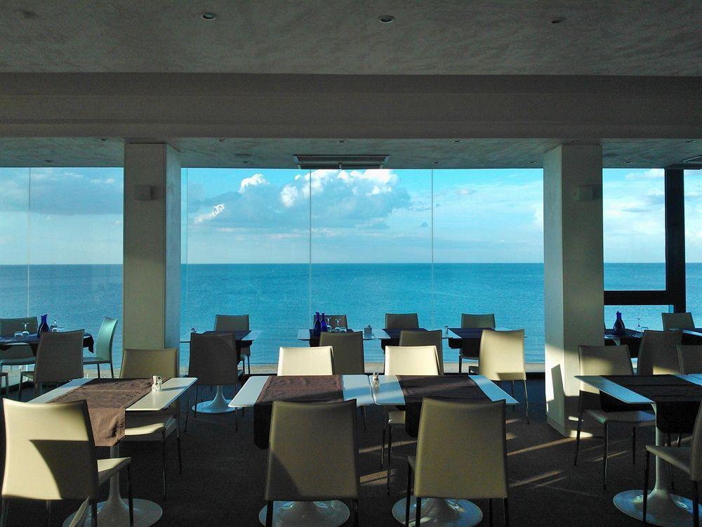 Hotel Commodore Riccione Dış mekan fotoğraf